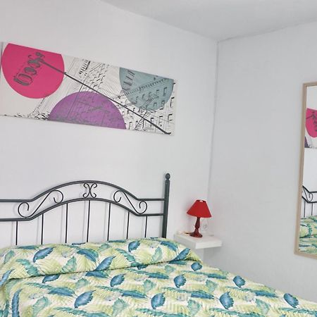 Habitacion Velarde Conil De La Frontera Exterior photo